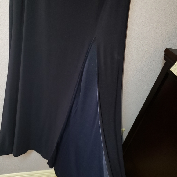 Simple Elegant Navy Blue Caché Floor Length Dress - Picture 7 of 8